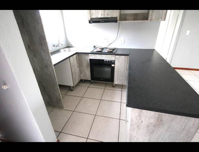 2 BEDROOM PROPERTY TO RENT IN VORNA VALLEY